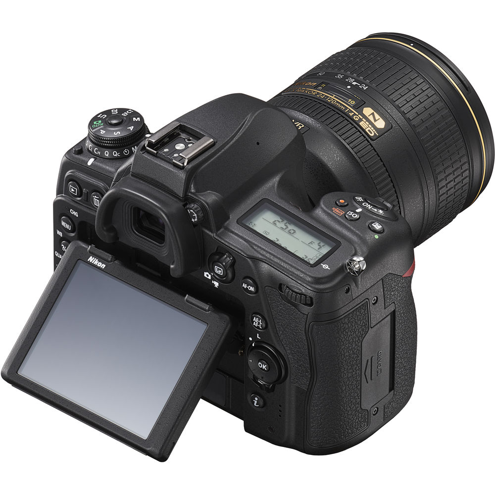 Camara Nikon  D780 solo cuerpo FX 